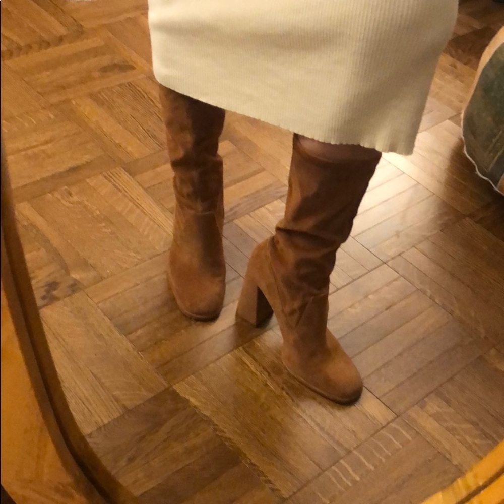 Zara slouchy 70s style faux corduroy booties